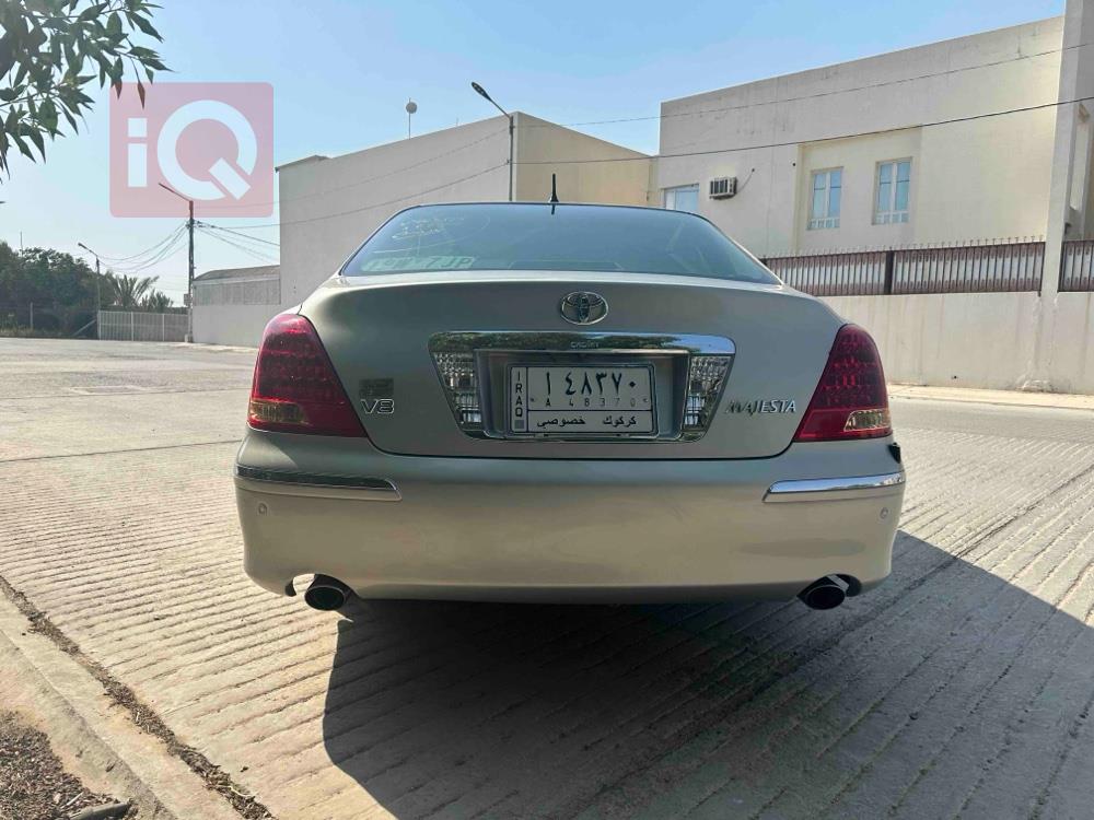 تويوتا كراون